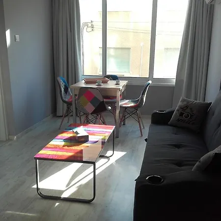 Direct Andria Court Apartamento Lárnaca